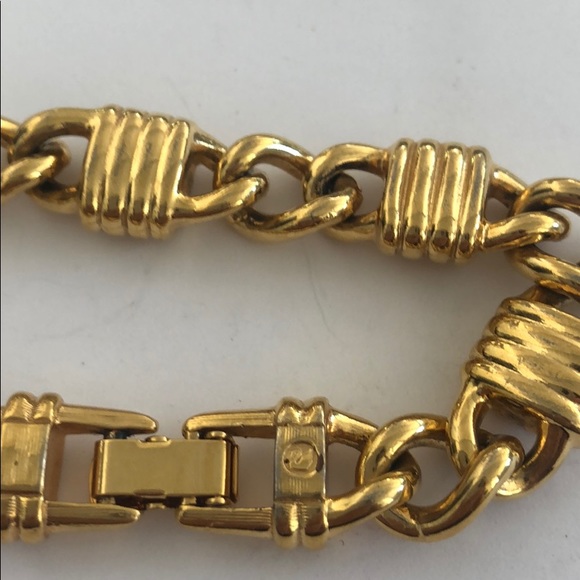 Swarovski Swan Signed Gold Tone Crystal Bracelet - Picture 4 of 6